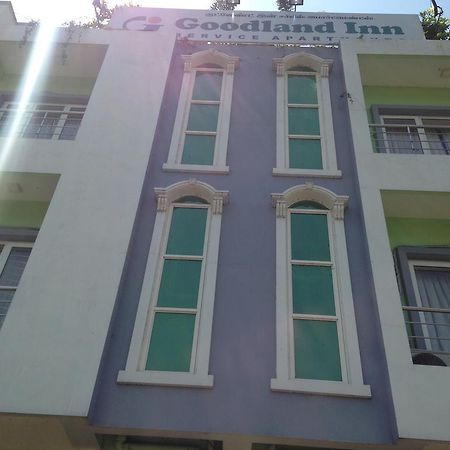 Oyo 4355 Goodland Inn Csennai Kültér fotó