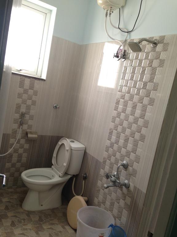 Oyo 4355 Goodland Inn Csennai Kültér fotó